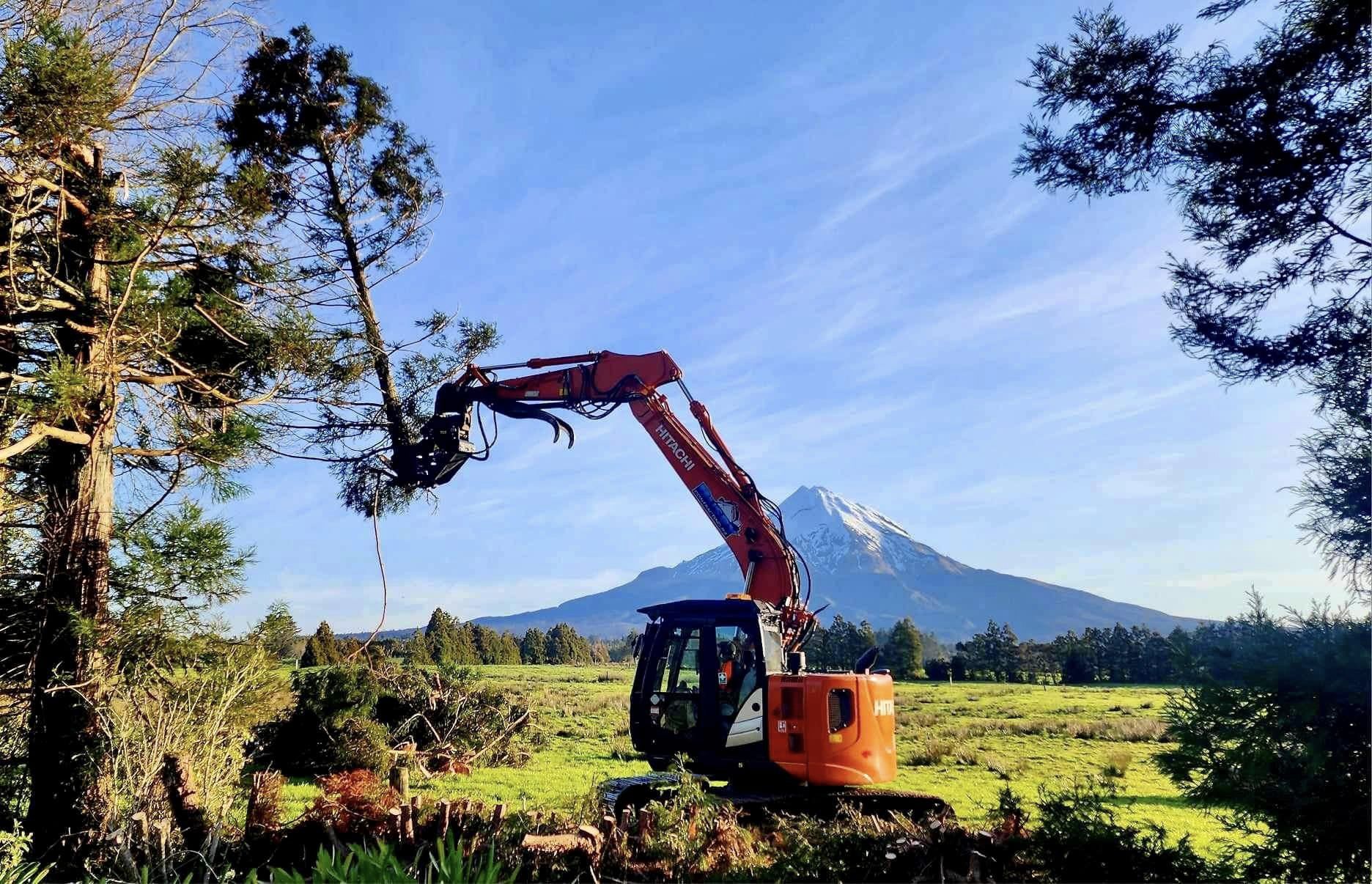 EXCAVATOR ATTACHMENTS